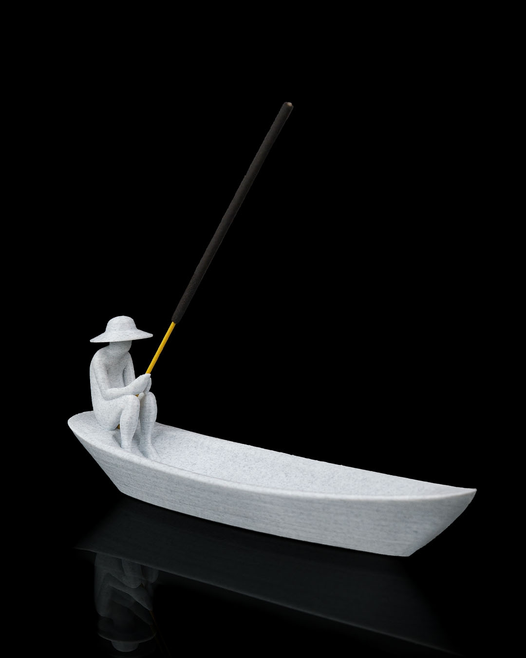 Still Waters — Portaincienso decorativo (pescador)