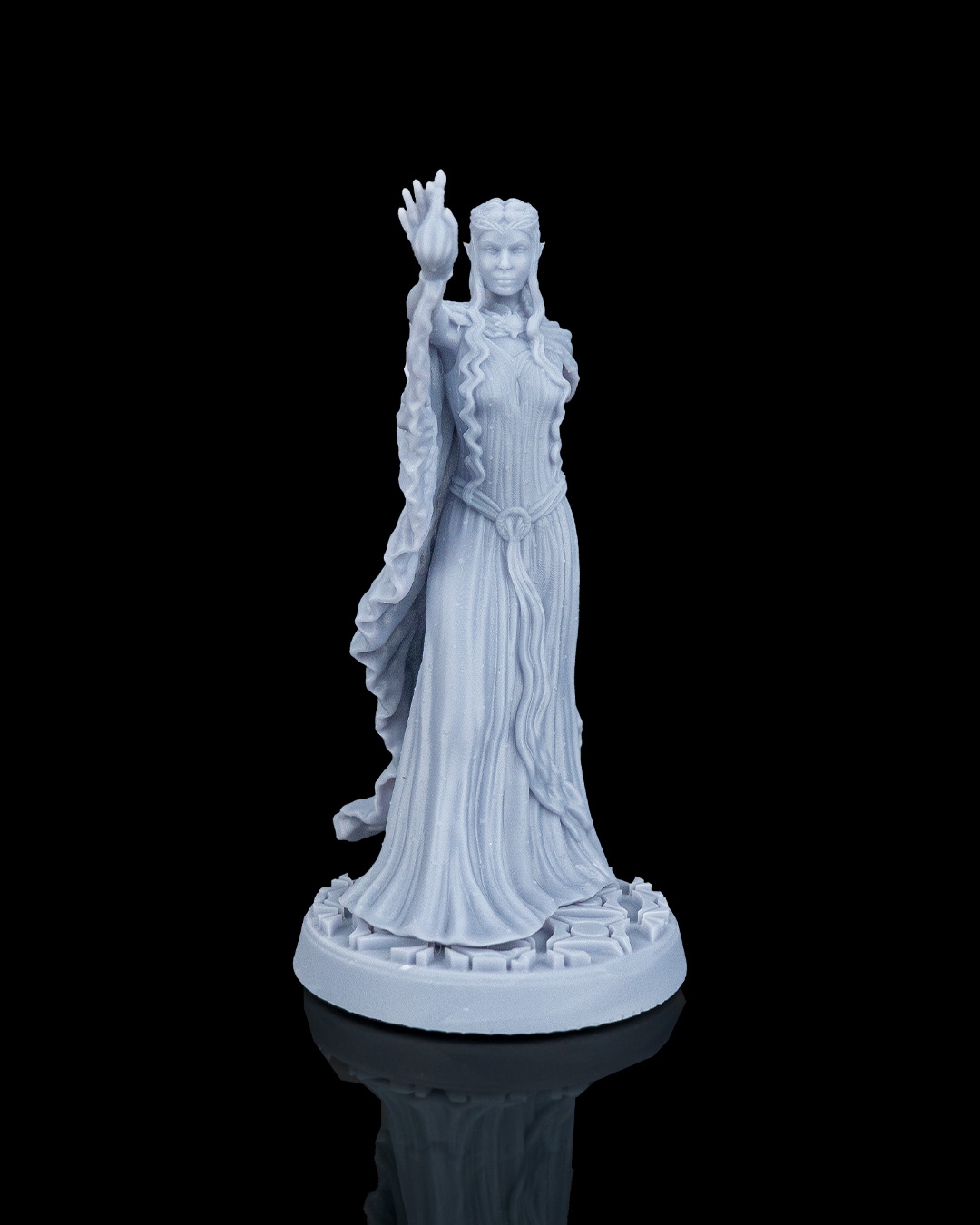Valyra, la Dama Blanca — héroe hechicera