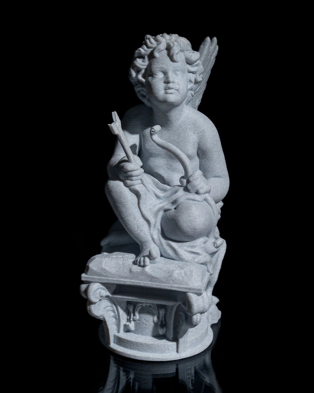 Cupido Clásico — Figura decorativa (Cupido)